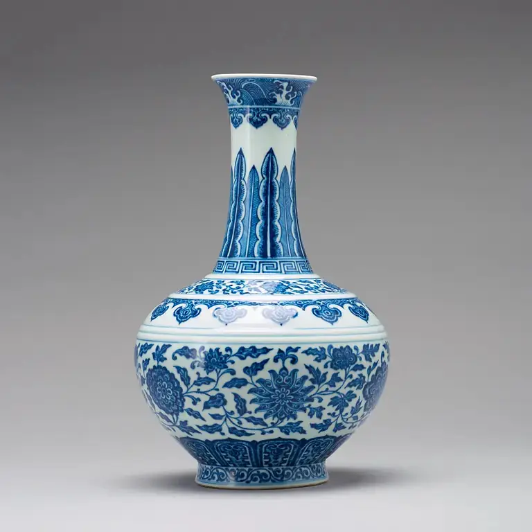 Blue-and-white porcelain bottle vase